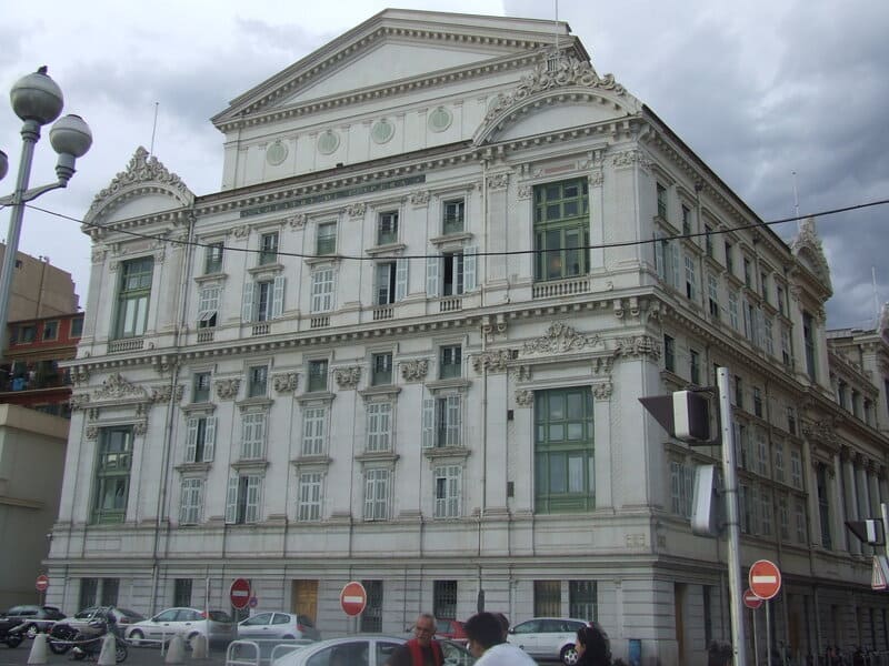 L'opéra de Nice dans les alpes maritimes